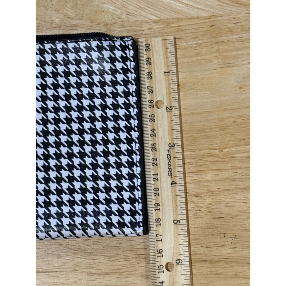 Houndstooth Bangle Wristlet Pouch Black White Double Zip Wallet Clutch
